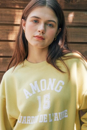 A AMONG 15 SWEATSHIRT_BUTTER