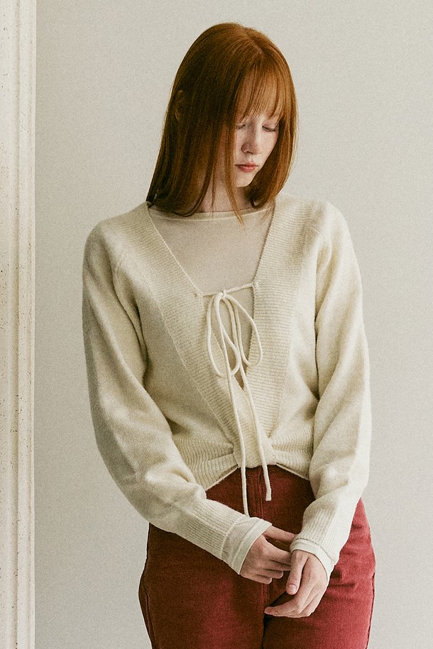 AMONG - 스웨터 - A 2 WAY DEEP V NECK KNIT_IVORY