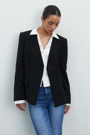 CO ONE-BUTTON V-NECK JACKET_BLACK