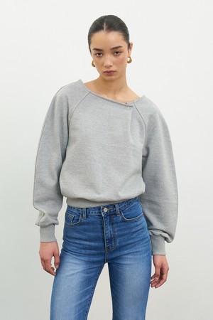 CO TUCK WIDE NECK SWEATSHIRT_GREY