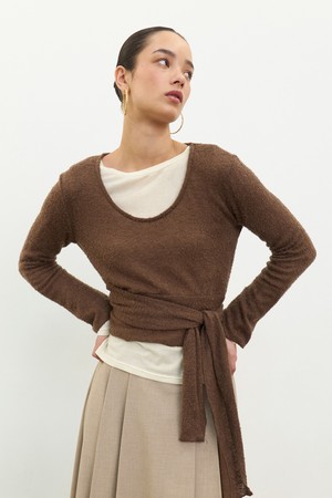 CO TIED WAIST TOP_BROWN