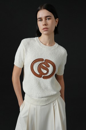 CO LEATHER PATCH HALF SLEEVE KNIT_WHITE