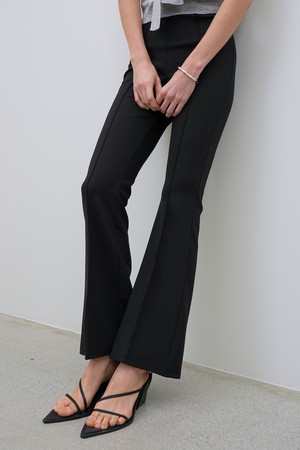 CO RELAXED BOOTS CUT SLACKS_BLACK