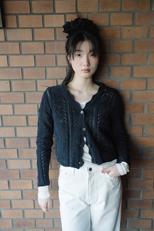 VELVET TEXTURED CARDIGAN_BLACK