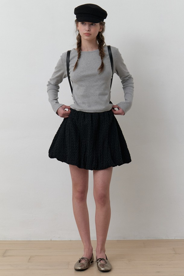 AMONG - 미니스커트 - A WAFFLE BALLOON SKIRT_BLACK