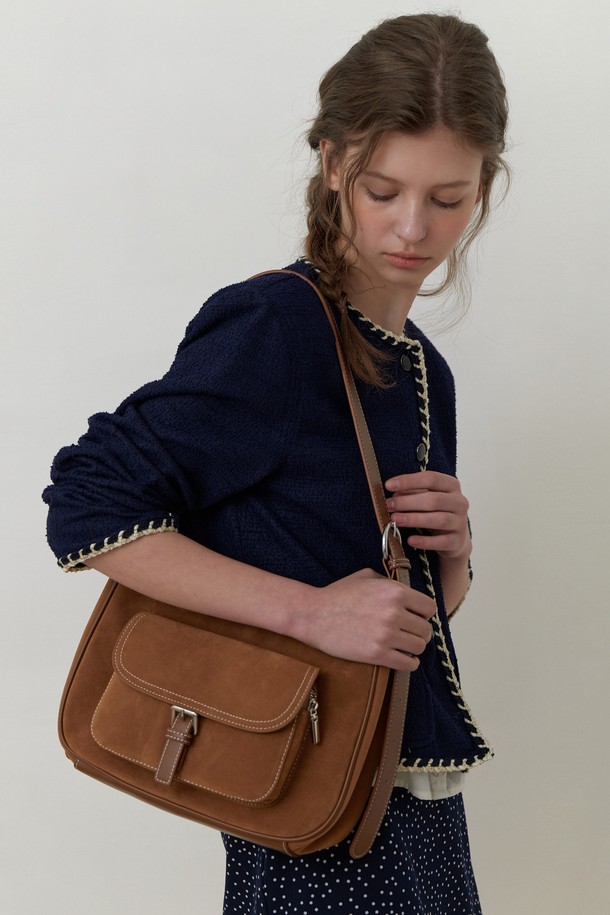 AMONG - 숄더백 - A BUCKLED POCKET SUADE SHOULDER BAG_CAMEL