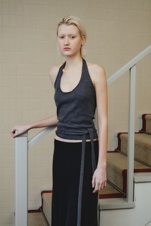 WOOL HALTER WRAP VEST_DARK GREY