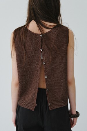 CROCHET BACK OPEN KNIT TOP_DARK BROWN