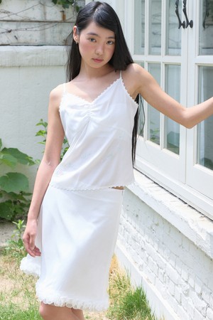[26SUEMMER] UNICORN STITCH SLEEVELESS (WHITE)