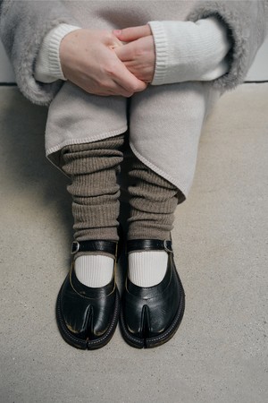 WOOL CASHMERE LEG WARMER_KHAKI BROWN