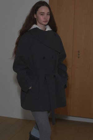[26WINTER] OVERLAP COLLAR HALF COAT (CHARCOAL)