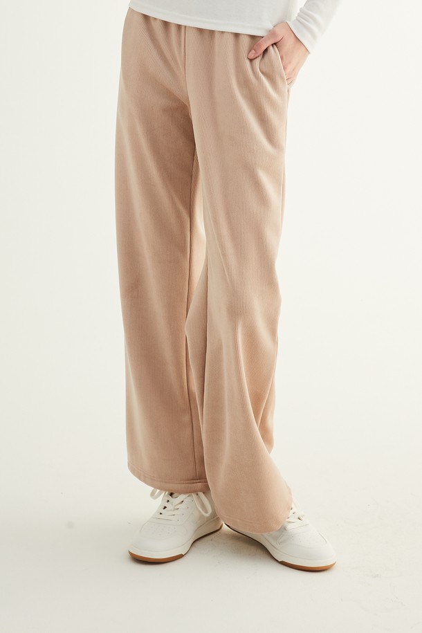 Le Soleil Matinee - 롱/미디팬츠 - [22FW] 8 Golgi Velour Straight Pants [Beige]