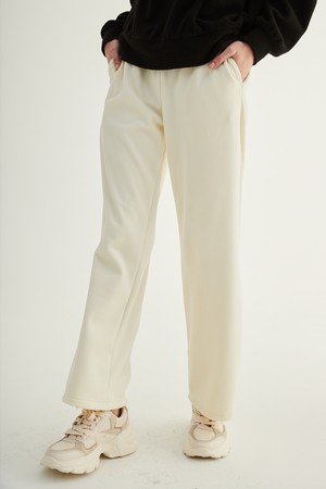 [22FW] 8 Golgi Velour Straight Pants [Ivory]