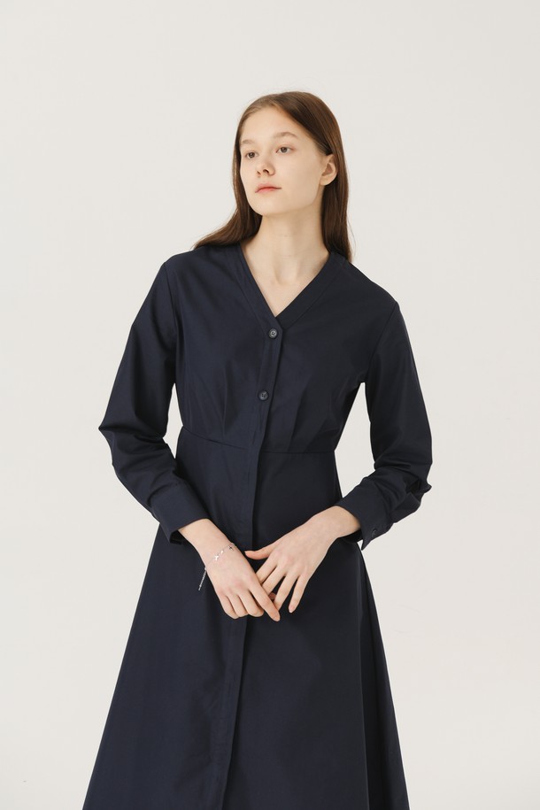 Le Soleil Matinee - 긴소매 원피스 - V-Neck Long Sleeve One-Piece [NAVY]