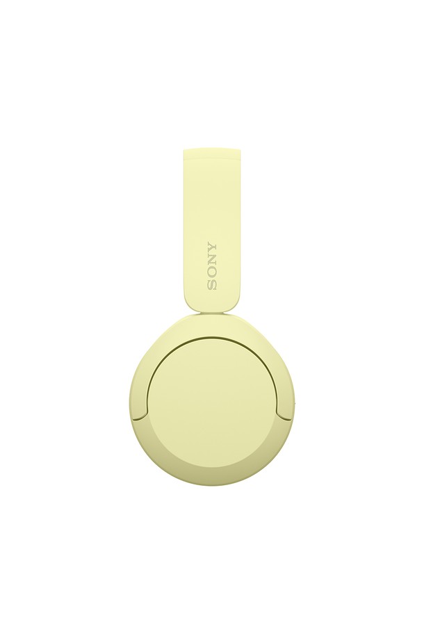 소니 WH-CH520 무선 헤드폰은 부드러운 곡선형 헤드밴드와 메모리폼 이어패드로 편안한 착용감을 제공합니다. 최대 50시간 연속 재생 가능한 배터리와 10분 충전으로 5.5시간 사용 가능한 급속 충전 기능을 갖췄습니다. 블루투스 5.2, DSEE 음향 향상 기술, 멀티포인트 연결을 지원하며, 베이지, 화이트, 블랙, 블루, 핑크, 옐로우의 다양한 색상으로 출시되었습니다. 30mm 드라이버 유닛과 20Hz-20,000Hz 주파수 응답으로 균형 잡힌 사운드를 제공하며, 음성 어시스턴트 지원 및 EQ 설정 커스터마이징 기능을 통해 사용 편의성을 높였습니다.
