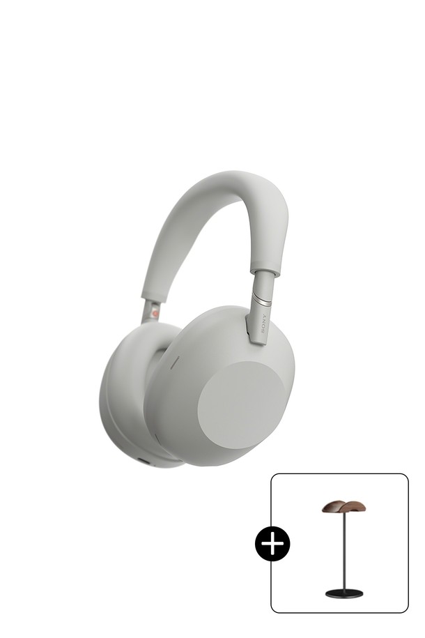 소니 WH-1000XM6 노이즈 캔슬링 헤드폰은 뛰어난 몰입감을 선사하는 무선 오버이어 헤드폰입니다. 강력한 노이즈 캔슬링 기술과 블루투스 연결을 통해 몰입도 높은 음악 감상 환경을 제공합니다. 화이트 색상으로 세련된 디자인을 자랑하며, 프리미엄 하이엔드 헤드폰으로서 최상의 음질을 경험할 수 있습니다. 헤드폰 거치대가 함께 제공되어 더욱 편리하게 사용하고 보관할 수 있습니다. 소니 WH-1000XM6로 음악 감상의 새로운 기준을 경험해 보세요.
