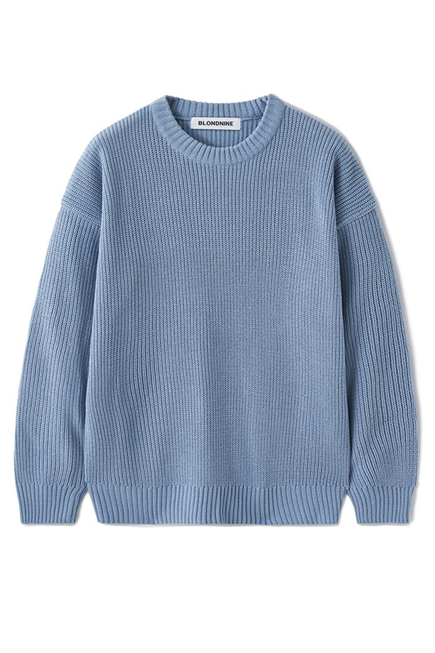 **크루넥 리브 니트 스웨터 (11 Colors)**는 부드러운 니트 소재로 제작되어 포근한 착용감을 선사합니다. 남성용이며, 가을과 겨울에 어울리는 두꺼운 두께감으로 보온성을 높였습니다. 스카이블루 색상의 레귤러핏 골지 니트 스웨터로, 베이직하고 캐주얼한 스타일을 연출하기 좋습니다. 라운드넥과 긴 소매, 리브 디테일이 특징이며, 출근룩이나 데이트룩에 미니멀하고 클래식한 분위기를 더해줍니다.
