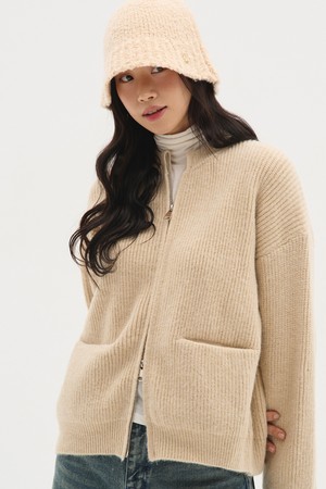 라운드 투웨이 포켓 니트 집업_베이지