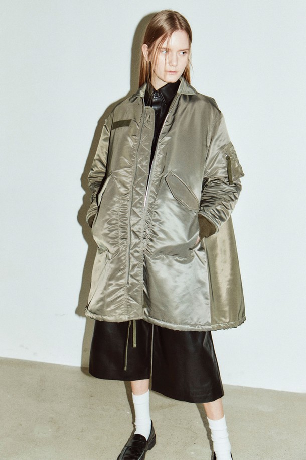 VIS Ā VIS  - 점퍼 - MA-1 COAT