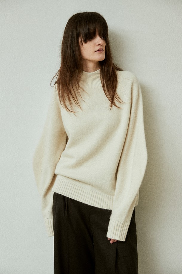 VIS Ā VIS  - 스웨터 - [FW22] MOCK NECK SWEATER