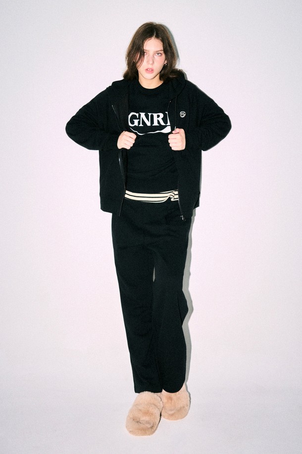 GENERAL IDEA - 긴소매 티셔츠 - [23FW] UNISEX GNRL 래글런 후드 세트 [BLACK] / SBC3U02009SET