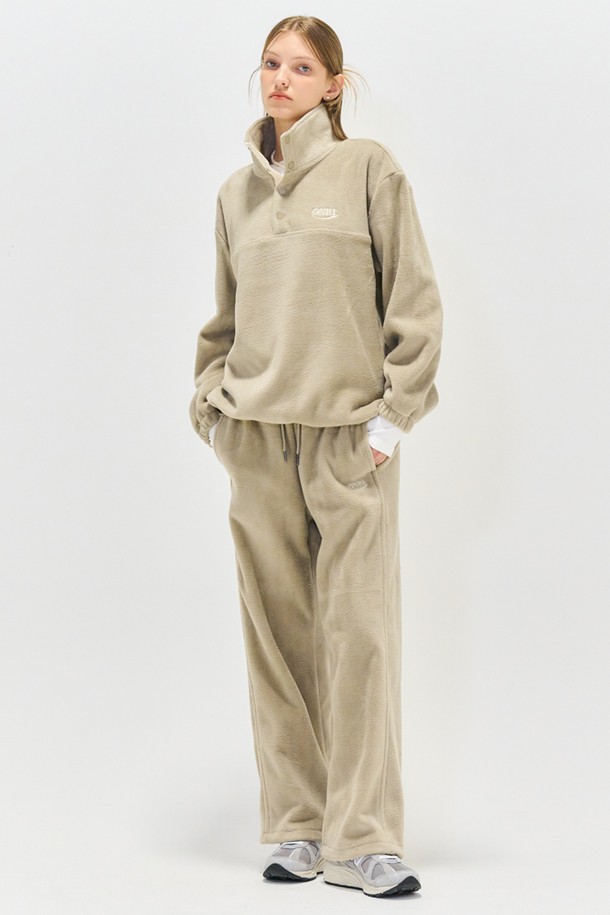 GENERAL IDEA - 긴팔티셔츠 / 후디 - [23FW] UNISEX 하이넥 플리스 맨투맨 세트 [BEIGE] / SBC4U02015SET