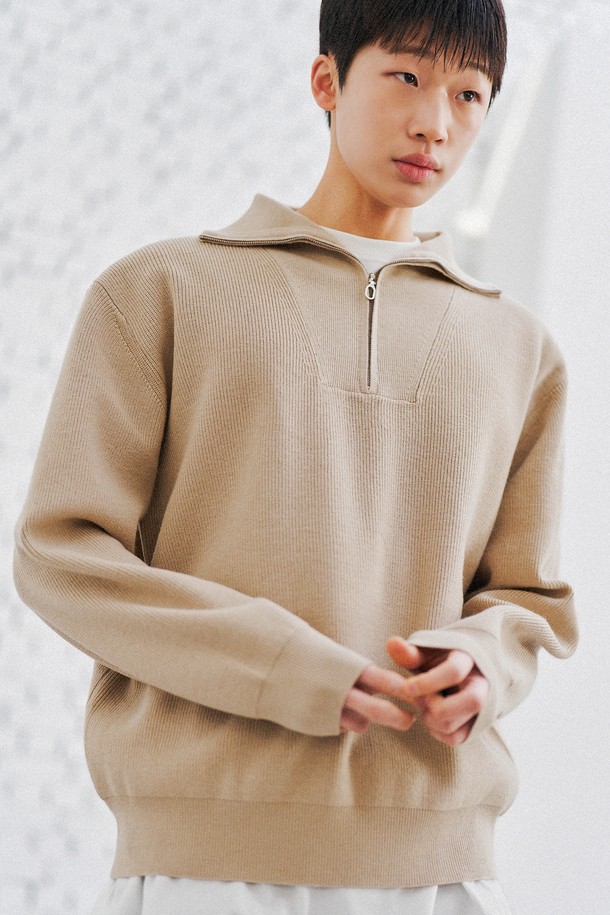 GENERAL IDEA - 스웨터 - [24SS] MAN 안티 필링 미니멀 하찌 집업 풀오버 [BEIGE] / SBD1M05005