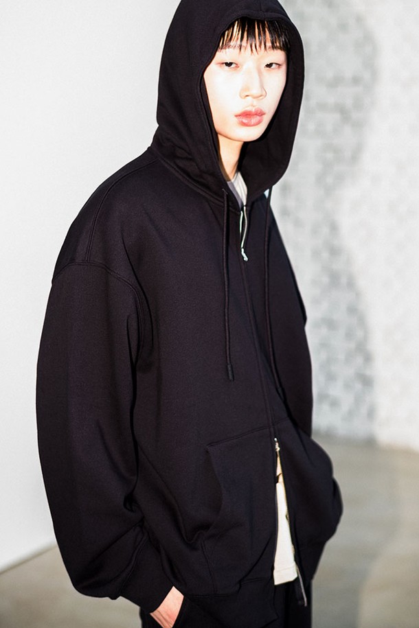 GENERAL IDEA - 후디 - [24SS] UNISEX 에센셜 코지 후드 집업 [BLACK] / SBD1U02006