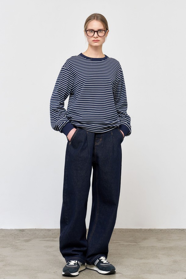 GENERAL IDEA - 롱/미디팬츠 - [25SS] 논페이드 커브드 데님 팬츠 [NAVY] / SBE1U11005