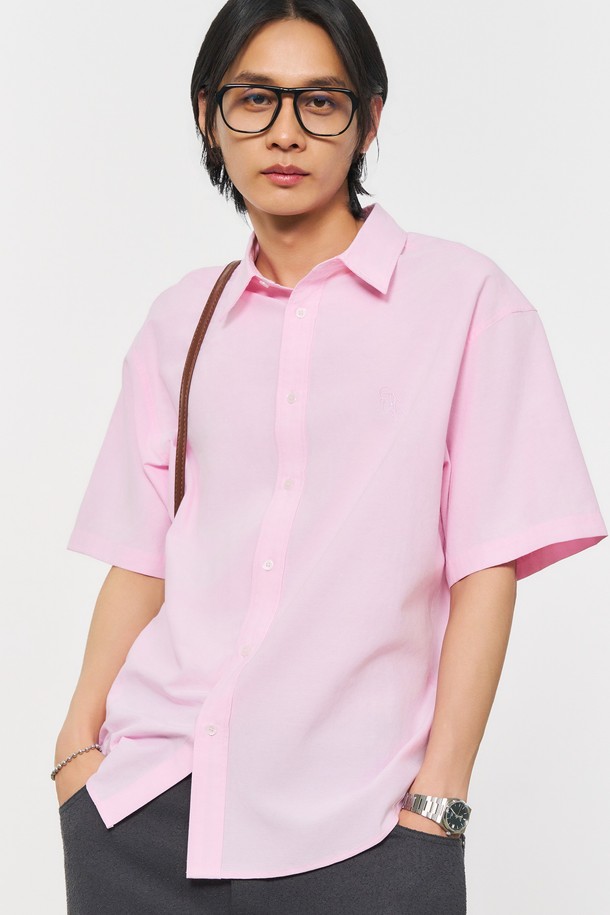 GENERAL IDEA - 반팔셔츠 - [24SS] UNISEX 베이직 옥스포드 하프 셔츠 [PINK] / SBD2U03003