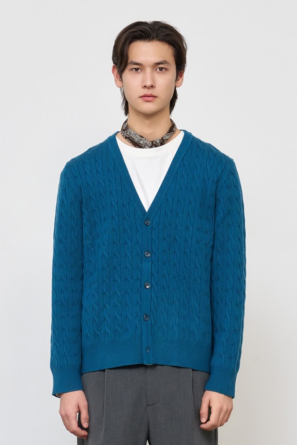 GENERAL IDEA - 가디건 - [25SS] MAN 에센셜 케이블 브이넥 가디건 [TEAL GREEN] / SBE1M04004