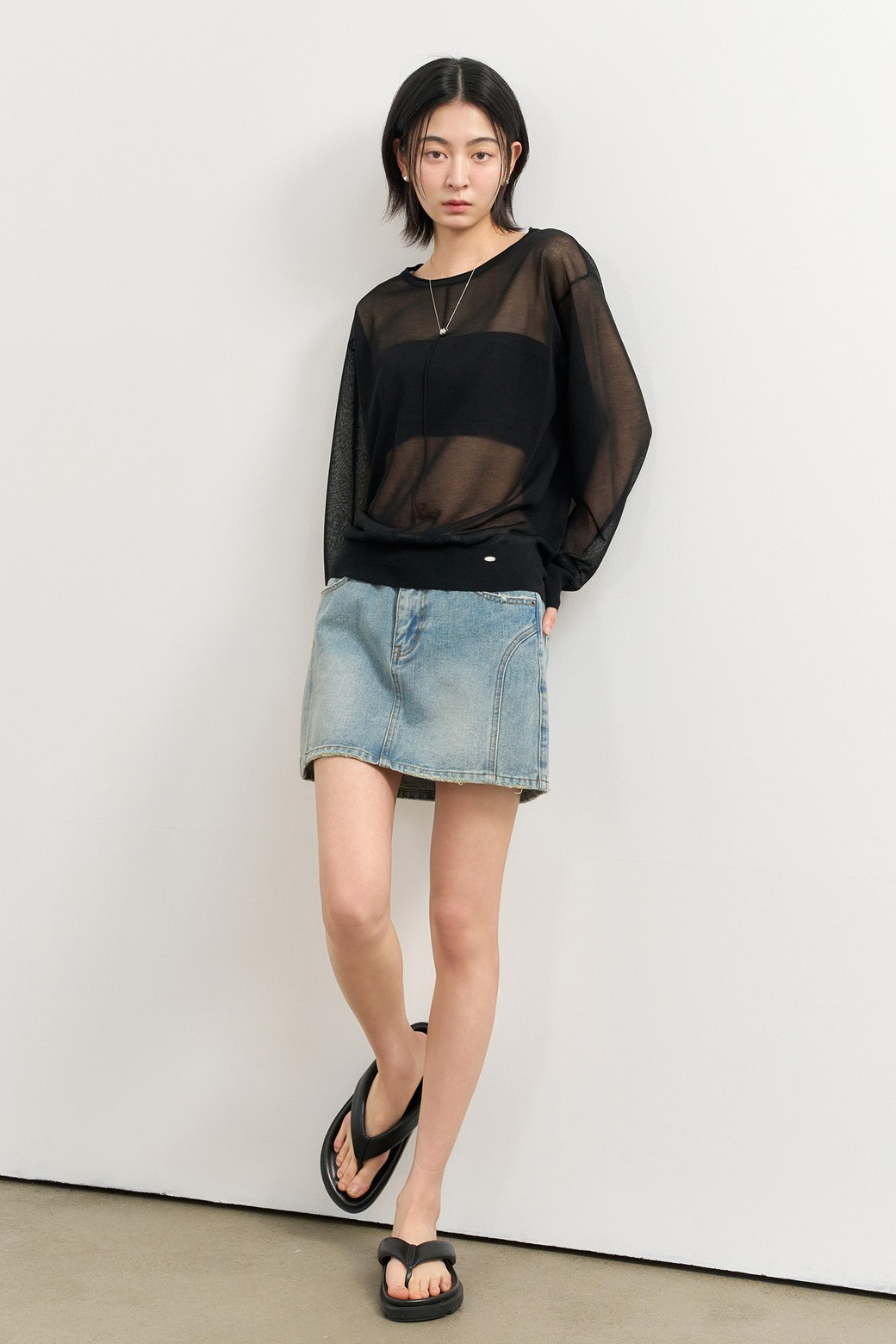 GENERAL IDEA - 스웨터 - [25SS] WOMAN 패커블 시어 루즈핏 풀오버 [BLACK] / WBE2L05541