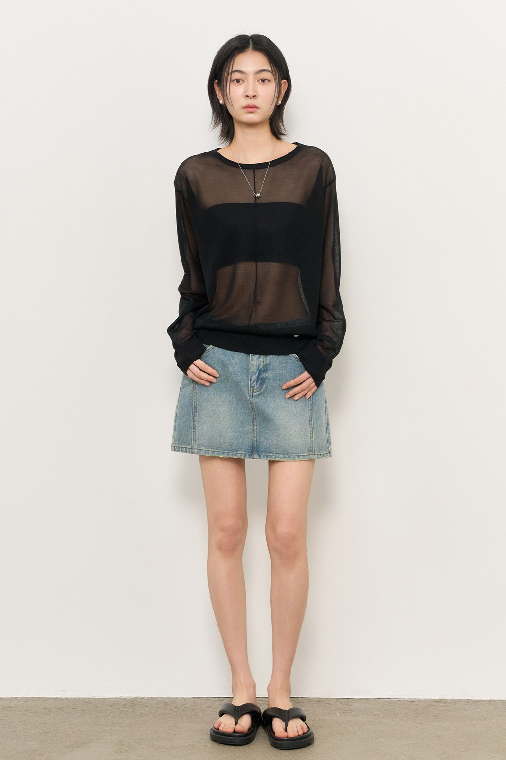 GENERAL IDEA - 스웨터 - [25SS] WOMAN 패커블 시어 루즈핏 풀오버 [BLACK] / WBE2L05541