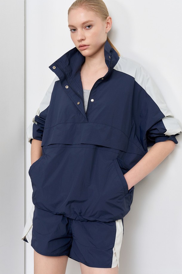 GENERAL IDEA - 바람막이/아노락 - [25SS] WOMAN 컴포트핏 나일론 아노락 세트 [NAVY] / WBE1L55540SET