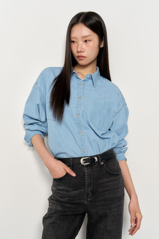 GENERAL IDEA - 셔츠 - [25SS] WOMAN 데님 워싱 루즈핏 셔츠 [BLUE] / WBE1L03505