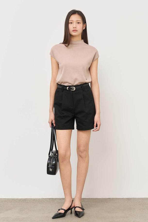 GENERAL IDEA - 쇼트팬츠 - [25SS] WOMAN 코튼 핀턱 쇼츠 [BLACK] / WBE2L12509