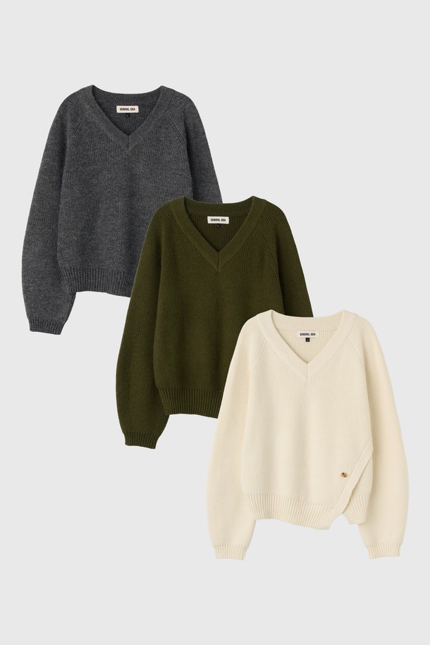 [25FW] WOMAN 브이넥 슬릿 하찌 니트 풀오버는 여성용 상의 니트/스웨터입니다. 아이보리, 차콜, 카키 3가지 색상으로 출시되었으며, 가을과 겨울에 따뜻하게 착용할 수 있습니다. 베이직한 스타일의 루즈핏으로, 두꺼운 두께감과 신축성 있는 소재로 편안한 착용감을 선사합니다. 비대칭 프론트 슬릿과 벌룬 소매, 브랜드 로고 디테일, 앞뒤 기장 차이 포인트가 돋보이며, 브이넥 라인으로 세련된 분위기를 더합니다. 겨울 데일리룩, 카페룩, 모임룩 등 다양한 TPO에 클래식, 미니멀, 캐주얼 스타일로 연출하기 좋습니다.
