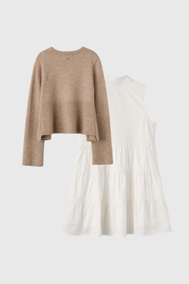 [25FW] WOMAN 니트 레이어드 러플 셔츠 원피스 [2COL]는 여성스러운 무드를 연출하는 니트 레이어드 원피스입니다. 부드러운 촉감의 아크릴, 폴리에스테르, 나일론, 면 혼방 소재로 제작되어 편안한 착용감을 선사합니다. 
클래식 카라와 긴 소매, A라인 핏으로 디자인되었으며, 무지 패턴에 러플 디테일이 더해져 페미닌한 포인트를 더했습니다.
니트와 원피스 세트로 구성되어 분리 착용이 가능하며, 단추 디테일로 포인트를 주었습니다.
차콜, 베이지 두 가지 컬러로 출시되어 데이트룩, 카페룩 등 다양한 스타일에 활용하기 좋습니다.
레귤러핏으로 캐주얼, 클래식, 미니멀 스타일을 즐겨 입는 여성분들께 추천합니다.
