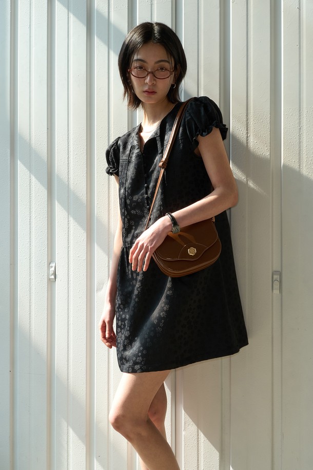 GENERAL IDEA - 반소매 원피스 - [25SS] WOMAN 실키 자카드 미니 원피스 [BLACK] / WBE2L15505