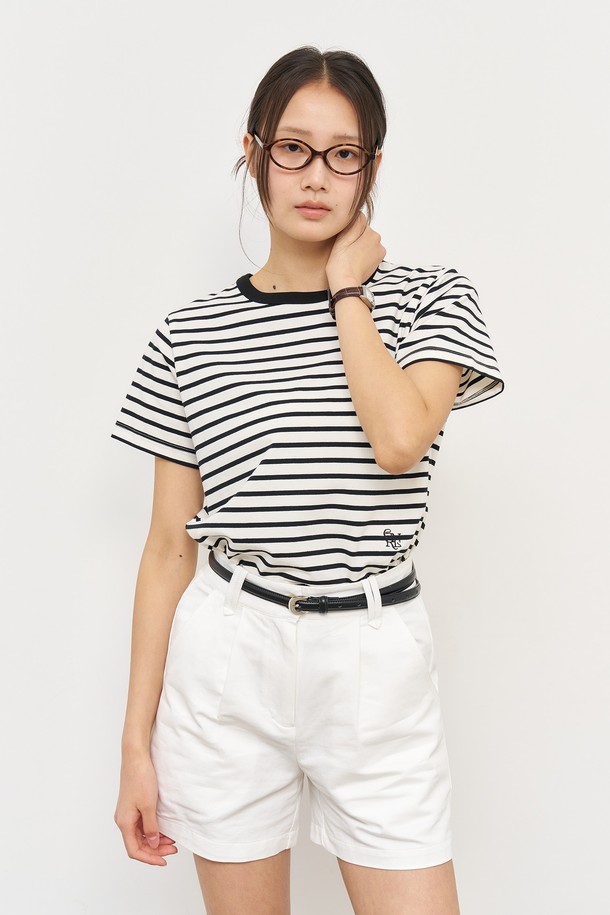 GENERAL IDEA - 반소매 티셔츠 - [25SS] WOMAN 레귤러 스트라이프 반팔티 [WHITE] / WBE2L01542