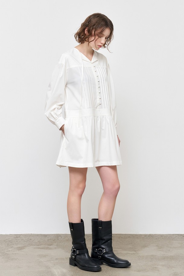 GENERAL IDEA - 긴소매 원피스 - [25SS] WOMAN 루즈핏 핀턱 원피스 [WHITE] / WBE1L15501