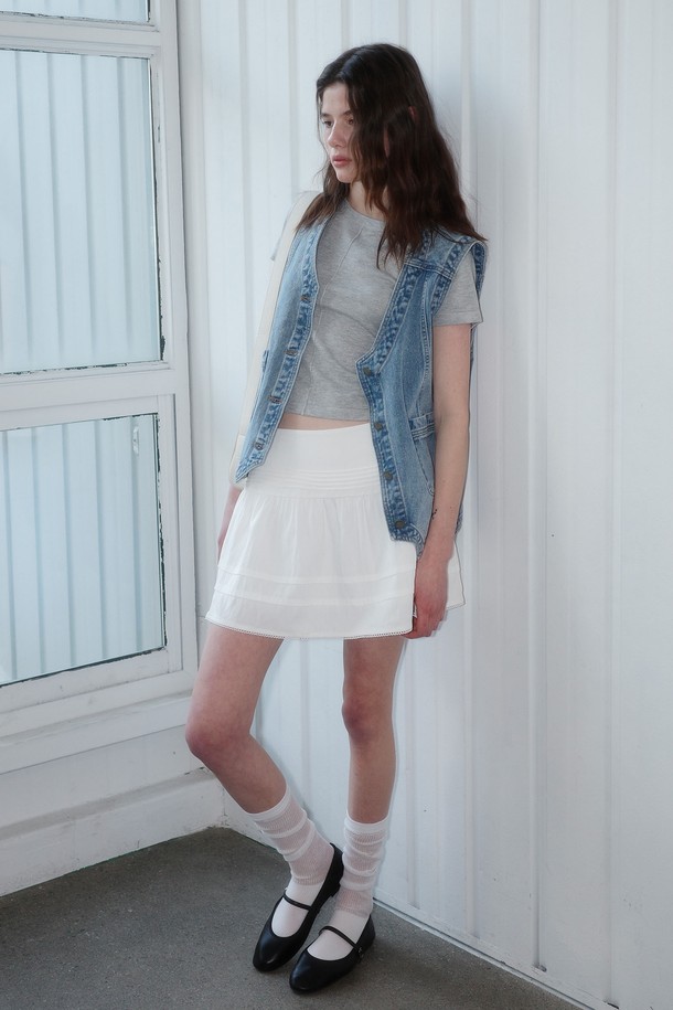 GENERAL IDEA - 스웨터 - [25SS] WOMAN 핀턱 크루넥 하프 니트 [LIGHT GREY] / WBE2L05537