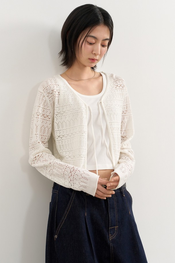 GENERAL IDEA - 민소매티셔츠 - [25SS] WOMAN 솔리드 U넥 슬리브리스 [WHITE] / WBE2L01517