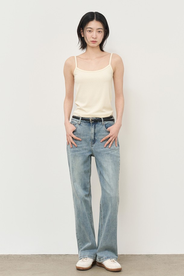 GENERAL IDEA - 민소매티셔츠 - [25SS] WOMAN 아일렛 슬리브리스 [CREAM] / WBE2L01518