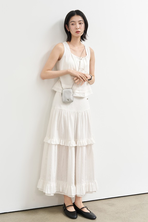GENERAL IDEA - 블라우스 - [25SS] WOMAN 레이스 리본 슬리브리스 블라우스 [WHITE] / WBE2L03515