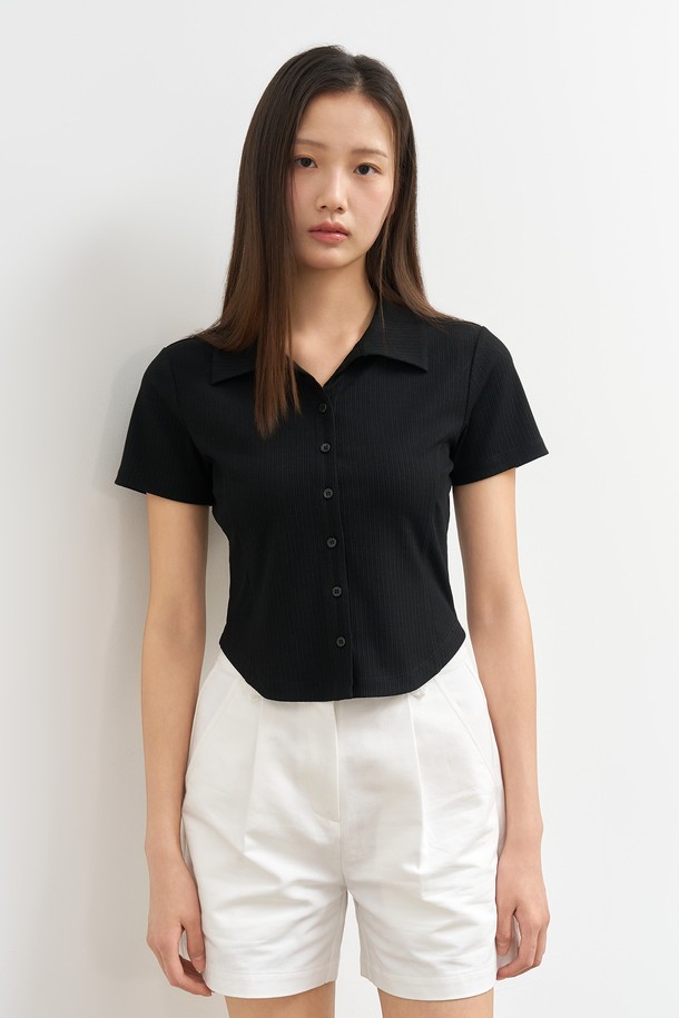 GENERAL IDEA - 셔츠 - [25SS] WOMAN 오픈 카라 리브드 하프 셔츠 [BLACK] / WBE2L03516