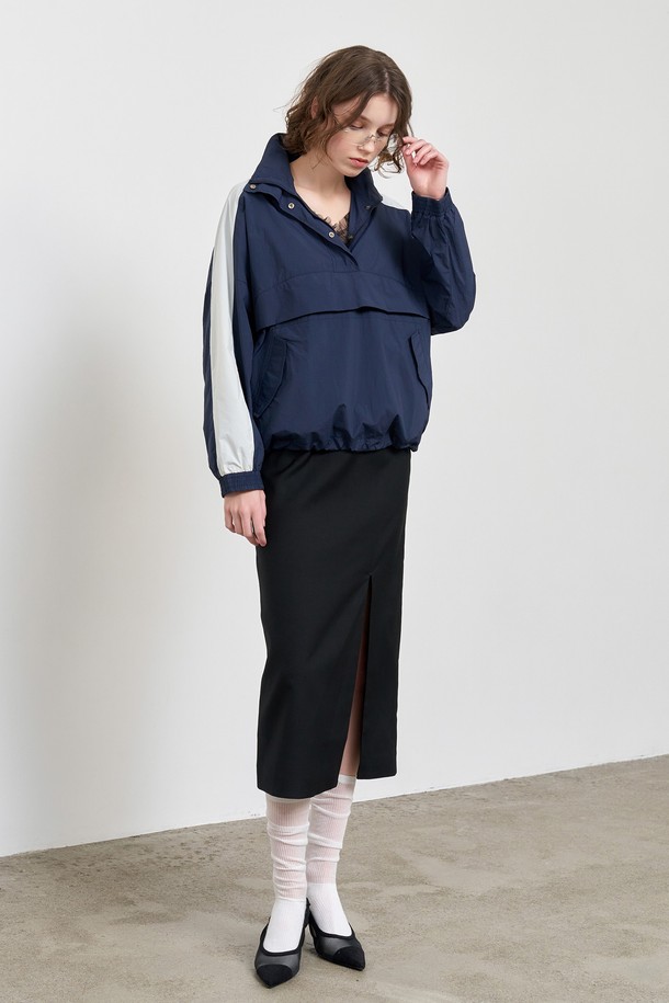 GENERAL IDEA - 점퍼 - [25SS] WOMAN 컴포트핏 나일론 아노락 [NAVY] / WBE1L55540