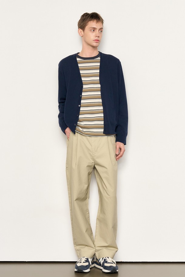 GENERAL IDEA - 가디건 - [25SS] MAN 울 브이넥 가디건 [NAVY] / SBE1M04007