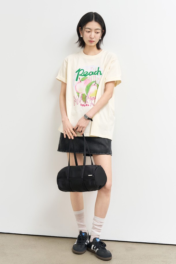 GENERAL IDEA - 반소매 티셔츠 - [25SS] WOMAN 후르츠 루즈핏 반팔티 [CREAM PEACH] / WBE2L01537