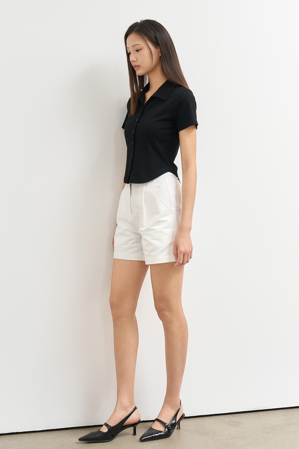 GENERAL IDEA - 셔츠 - [25SS] WOMAN 오픈 카라 리브드 하프 셔츠 [BLACK] / WBE2L03516